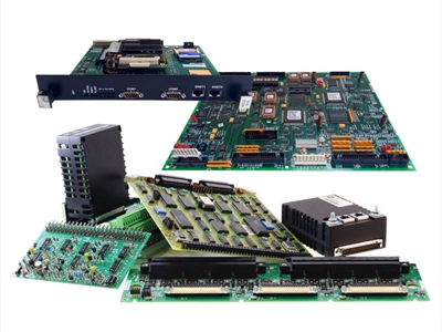Parceiros amigáveis ​​visitam a empresa DCS-MODULE